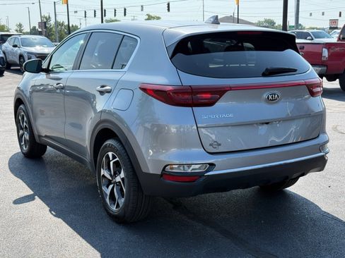 Used 2022 Kia Sportage LX image 6