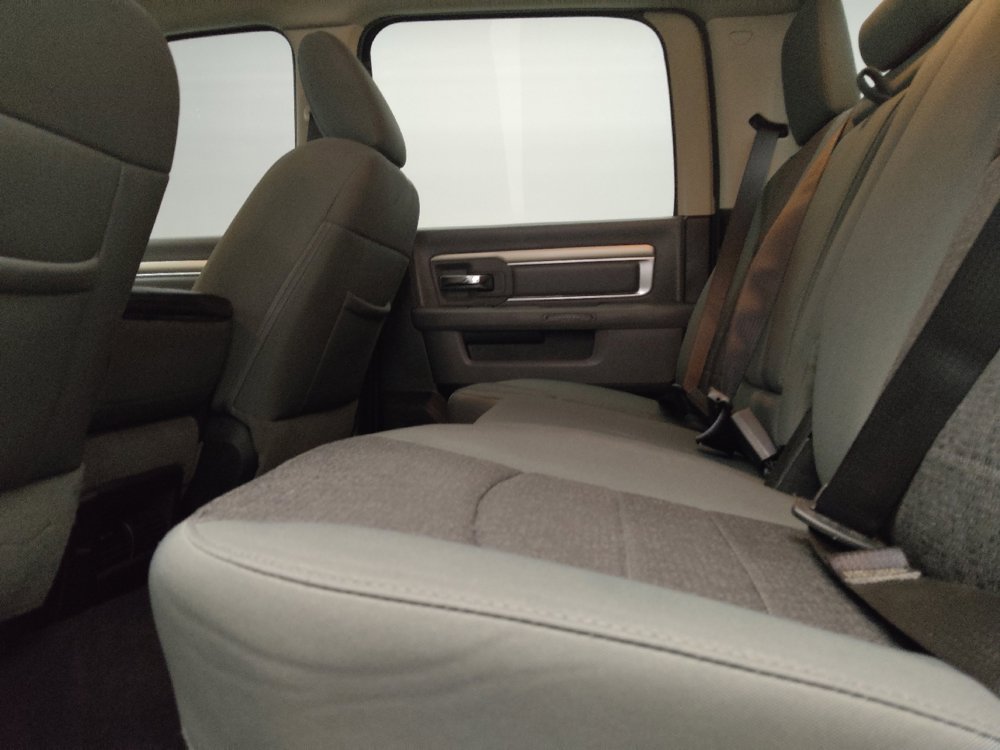 Used 2015 RAM 1500 Big Horn RWD image 18