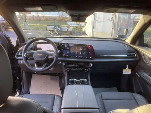 New 2026 Chevrolet Traverse LT w/ Driver Confidence Package image 23