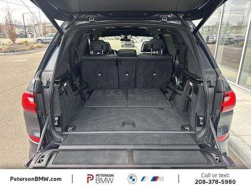 Used 2021 BMW X7 xDrive40i w/ M Sport Package image 6