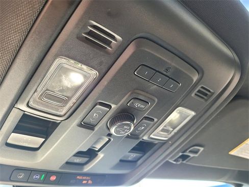 Used 2021 GMC Yukon AT4 w/ AT4 Premium Package image 25