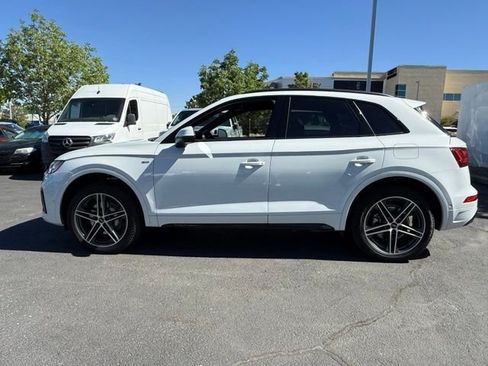 Used 2023 Audi Q5 e Prestige w/ Prestige Package AWD/4WD image 4