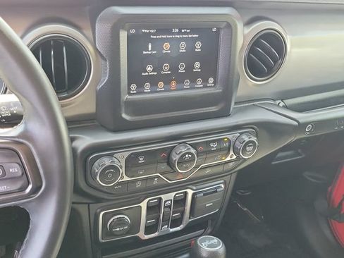 Used 2019 Jeep Wrangler Unlimited Sport S AWD/4WD image 8