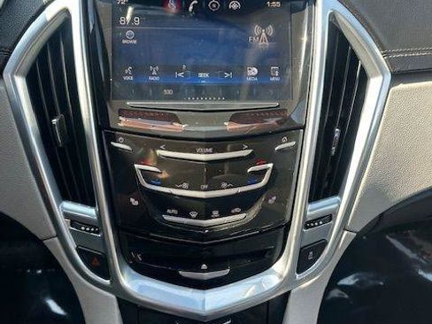 Used 2013 Cadillac SRX Luxury w/ Driver Awareness Package image 17