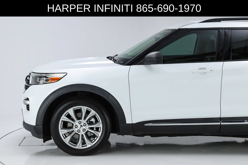 Used 2020 Ford Explorer XLT w/ Equipment Group 202A RWD image 3