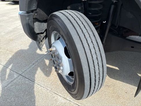 Used 2019 Ford F550 4x4 Crew Cab Super Duty w/ XLT Value Package image 44