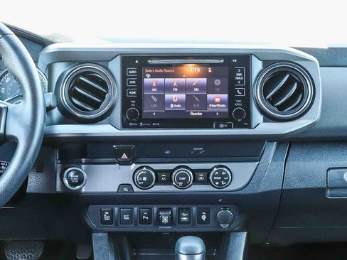 Certified 2019 Toyota Tacoma TRD Sport w/ Technology Package RWD image 16