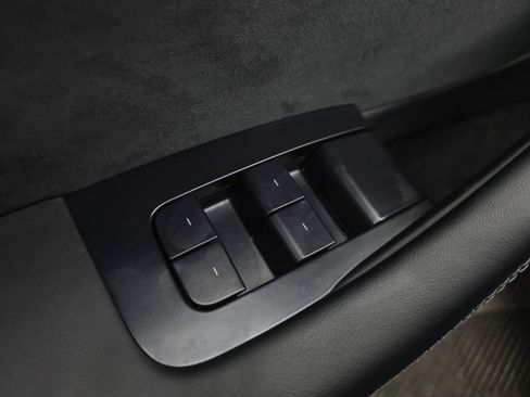 Used 2024 Tesla Model 3 Long Range AWD/4WD image 30