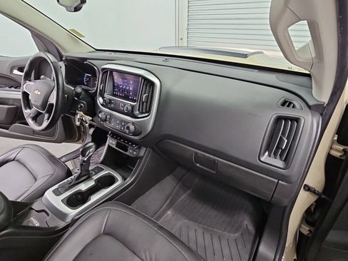 Used 2022 Chevrolet Colorado ZR2 AWD/4WD image 36