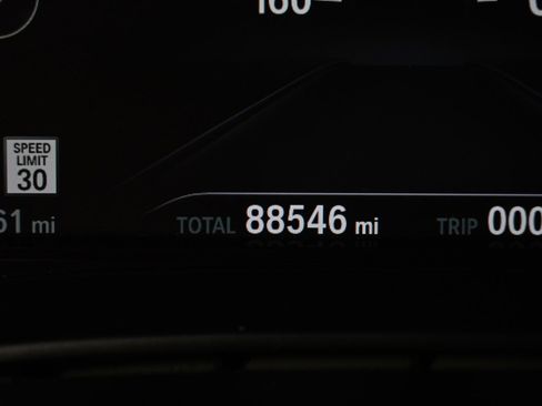 Used 2017 BMW 540i xDrive image 26