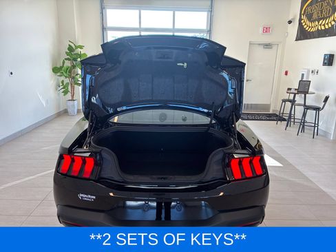 Used 2024 Ford Mustang GT Premium RWD image 11