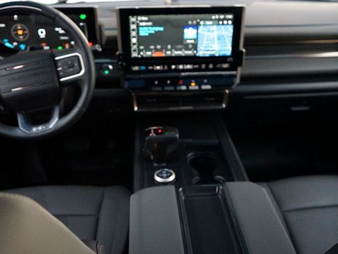 Used 2025 GMC Hummer EV 3X AWD/4WD image 11