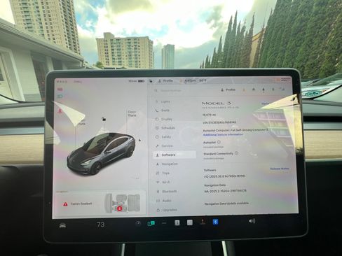 Used 2020 Tesla Model 3 Standard Range image 15