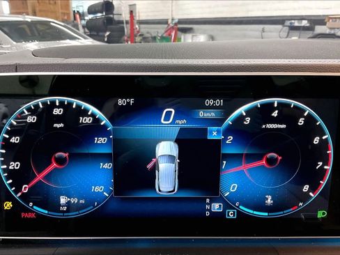 Used 2021 Mercedes-Benz GLE 350 4MATIC image 25
