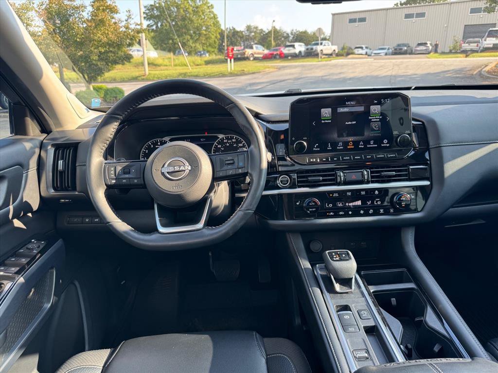 Certified 2024 Nissan Pathfinder SL w/ SL Premium Package FWD image 15