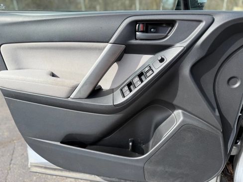 Used 2014 Subaru Forester 2.5i Premium w/ Popular Package #2 image 17