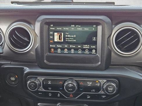 Used 2019 Jeep Wrangler Unlimited Sahara AWD/4WD image 19