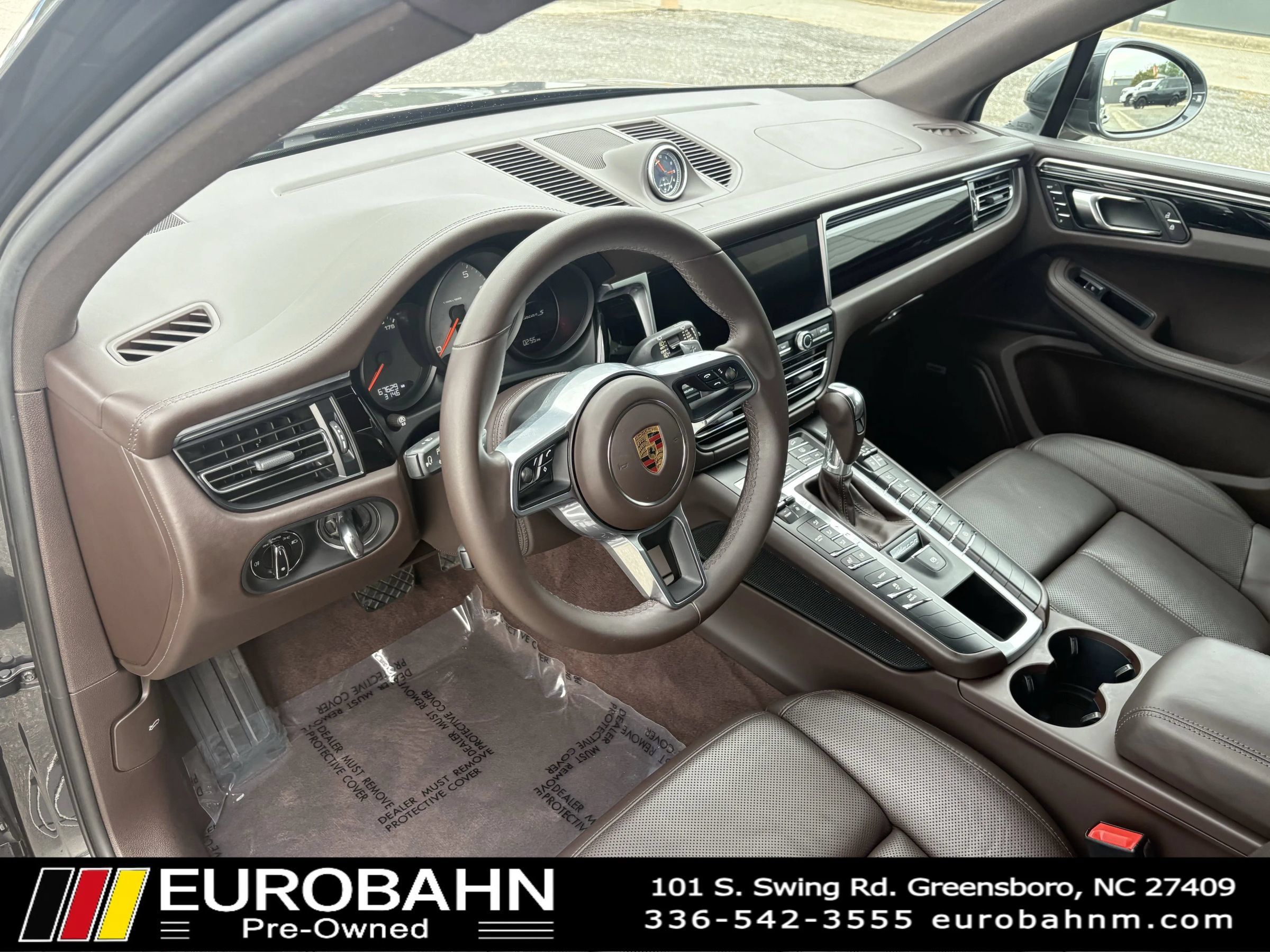 Used 2021 Porsche Macan S AWD/4WD image 8