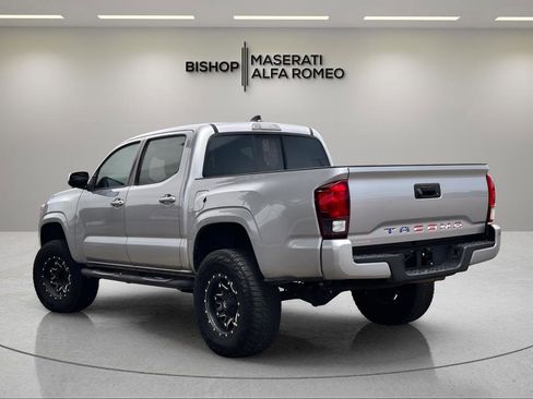 Used 2020 Toyota Tacoma SR w/ SR Convenience Package RWD image 3
