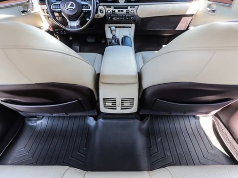 Used 2018 Lexus ES 350 w/ Luxury Package w/Wood Trim FWD image 50