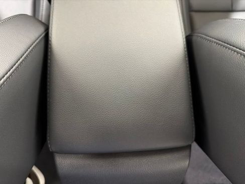 Certified 2025 Acura Integra FWD image 40