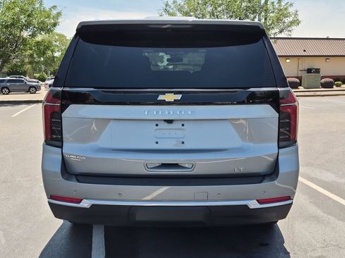 Used 2025 Chevrolet Tahoe LT AWD/4WD image 4