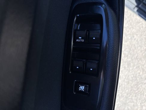 Used 2019 Ford Ranger XLT w/ Equipment Group 302A Luxury image 11