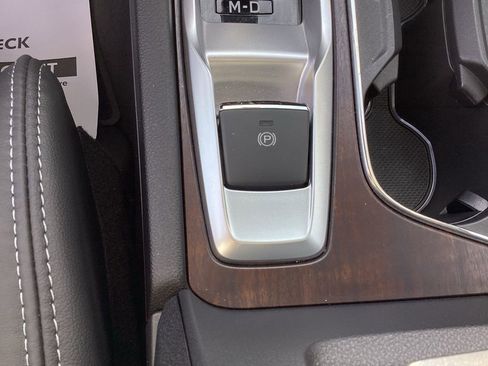 Used 2025 Subaru Ascent Touring image 38