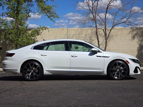 Used 2022 Volkswagen Arteon SE image 11