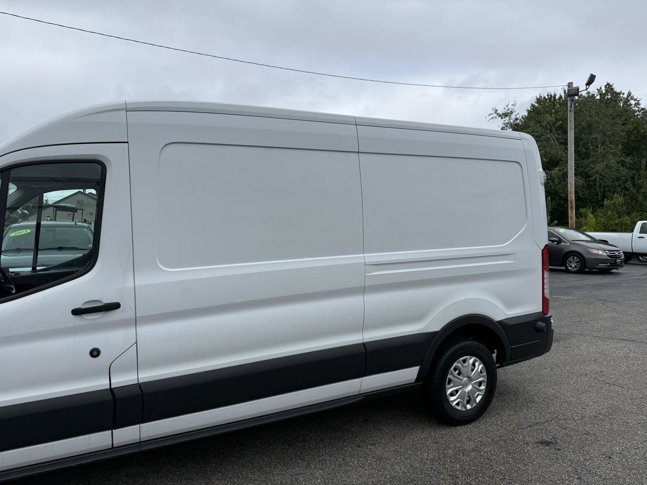 Used 2015 Ford Transit 150 148 Medium Roof w/ Interior Upgrade Package RWD image 3