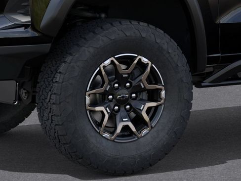 New 2026 Chevrolet Colorado ZR2 w/ Technology Package AWD/4WD image 9