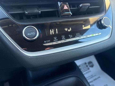 Used 2023 Toyota Corolla LE image 25