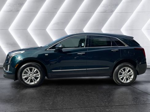 New 2025 Cadillac XT5 Luxury image 3