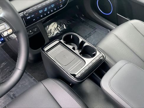 Certified 2025 Hyundai Ioniq 5 Limited RWD image 16