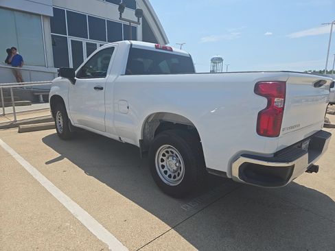 Used 2025 Chevrolet Silverado 1500 W/T w/ Trailering Package RWD image 9