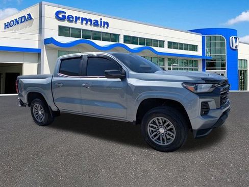 Used 2024 Chevrolet Colorado LT w/ LT Convenience Package RWD image 3