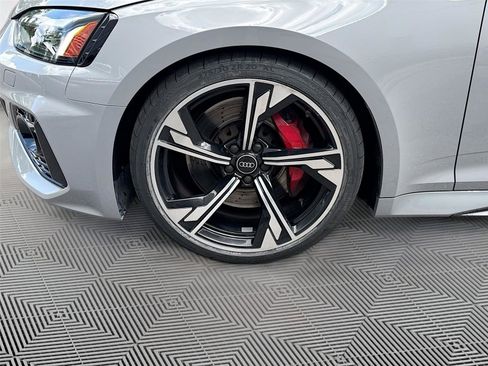 Used 2023 Audi RS 5 w/ Black Optic Carbon Package image 31
