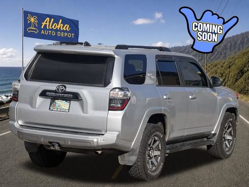 Used 2023 Toyota 4Runner TRD Off-Road AWD/4WD image 5