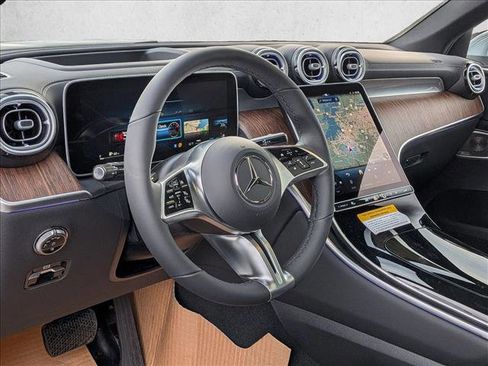 New 2026 Mercedes-Benz GLC 300 4MATIC image 3