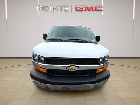 Certified 2024 Chevrolet Express 2500 w/ Driver Convenience Package image 12