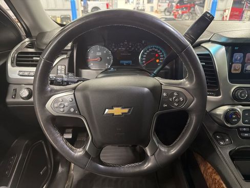 Used 2017 Chevrolet Suburban Premier AWD/4WD image 26
