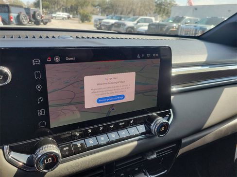 New 2025 GMC Canyon Elevation w/ Technology Package image 23