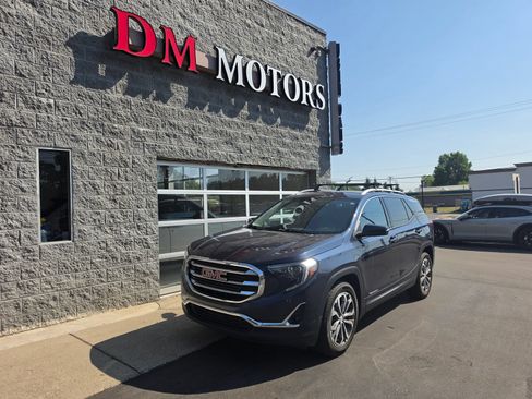 Used 2019 GMC Terrain SLT w/ Preferred Package AWD/4WD image 18