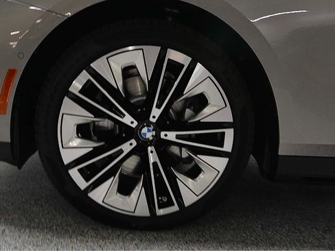 New 2026 BMW 530i image 5