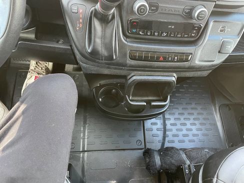 Used 2023 RAM ProMaster 2500 image 37