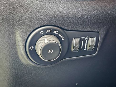 New 2026 Jeep Compass Limited AWD/4WD image 13