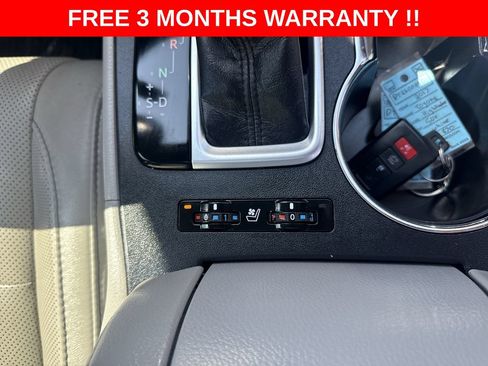 Used 2017 Toyota Highlander Limited w/ Carpet Mat Package AWD/4WD image 36