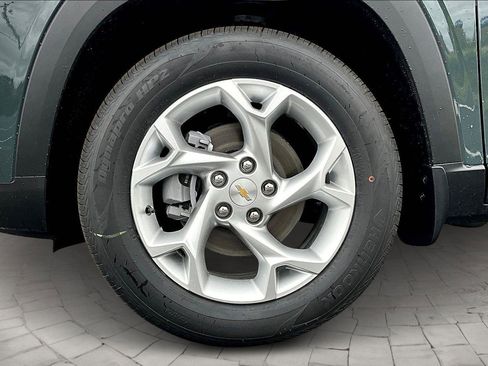 New 2026 Chevrolet Trax LS w/ LS Convenience Package image 11