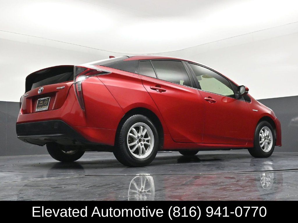 Used 2018 Toyota Prius One FWD image 27