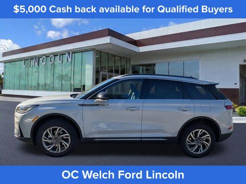 New 2026 Lincoln Corsair Premiere image 8